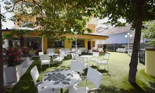 hotelcervia en june-offer-in-hotel-in-cervia-by-the-sea 012
